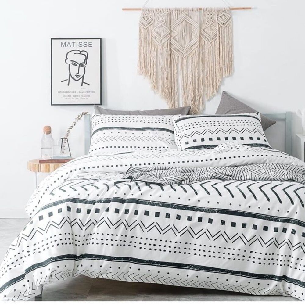 Boho Aztec Full Size Comforter Quilt Set includes 1 Quilt & 2 Pillow cases NWOT